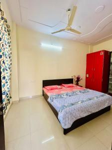 Ganga Paradise 2bhk home stay for family