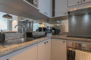 Live Providencia from your cozy home