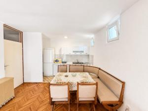 Igalo Apartment 2
