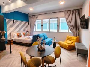 Ermou Funky Lofts