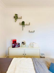 Sleek & Stylish Dalston Flat