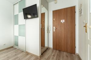 Reda Peaceful Retreat Studio by BookingHost