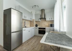 Reda Peaceful Retreat Studio by BookingHost