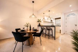 Aloha Gardens Pools BBQ Wifi Garden Apartment