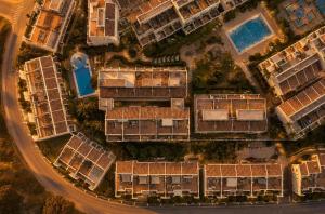 Aloha Gardens Pools BBQ Wifi Garden Apartment