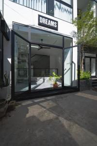 Dreams Homestay with Full Kitchen & Big Lounge
