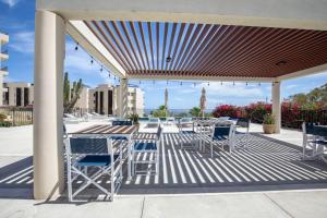 Condo con vista al arco, piscina infinity y spa