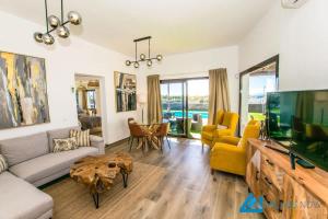 222 - Villa Noches De Luna by Villas Now Ltd