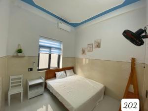 Motel Gái Nhiên