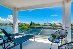 Luxury Gulf Access Escape with Pool, Spa, Dock & Firepit Retreat - Villa Sogno - Roelens
