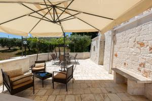Trulli La Quercia del Nonno by BarbarHouse