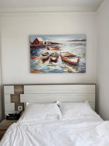 Home away from home - Cozy and Spacious Studio with Balcony