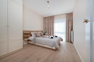 Łódź Pomorska Apartment - Balcony & Parks Nearby - by Rentujemy