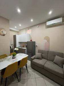Napoli Historic Center - Tribunali Romantic Stay