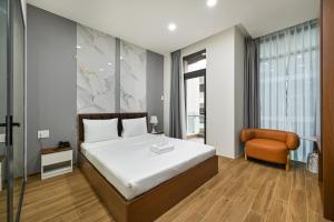 The Crown Airport Hotel