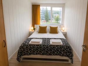 Charming 2 bedroom apartment with free parking