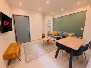 Theas Living Garden
