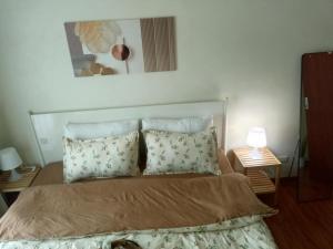 Cozy 1-Bedroom Condo with Balcony in Makati