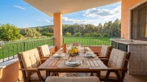 Villa Albarosa surrounded by nature Just a few minutes from Alghero iconic beaches