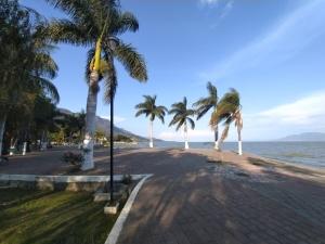 Relax at the lake - Pool - Pet friendly - WiFi