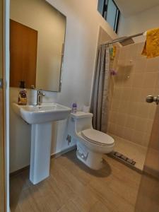 Relax at the lake - Pool - Pet friendly - WiFi