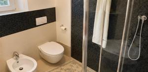 BeachfrontGrado City Apartment including free Beach Access & Parking