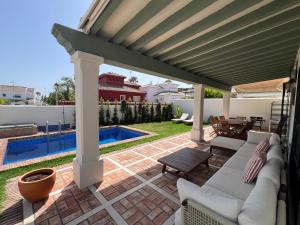 GINVA - Villa Puerto Sherry Luxury