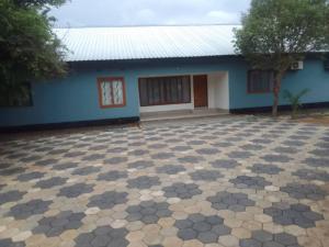 Wamz Apartments And Tours - 3 Bedroom
