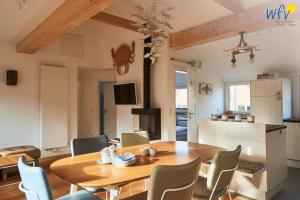 Haus KarlsRUHE Ferienwohnung Töwerdeck