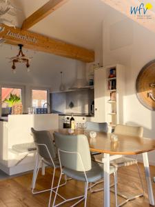 Haus KarlsRUHE Ferienwohnung Töwerdeck