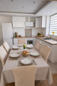 Zielony Zakątek - Apartamenty nad Jeziorem Ostrowo