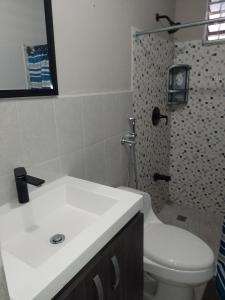 Cozy Room Habitación Acogedora con baño privado