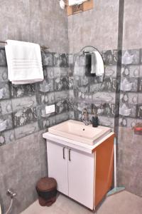 The Toy Train View 3BHK Villa With Pvt Balcony
