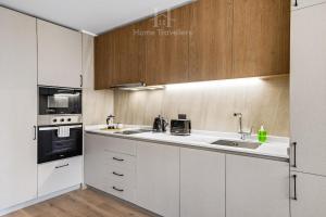 HT Perfect in Providencia AC terrace and parking