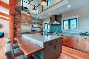 Stunning Luxury Family Home Near Zion National Park