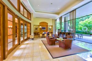 Executive Stay Near Metro & DC Attractions