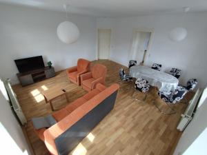 Ferienwohnung Zur Bauhütte, WLAN, 10 Minuten zu Fuß bis Sari