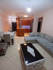 SeaView Apartmet Vladimir Sarande