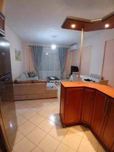 SeaView Apartmet Vladimir Sarande