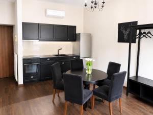 G25 Apartments