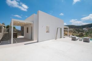 Villa Serenity Complex