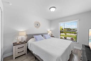 Portside Paradise 329