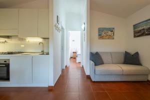 Charming Cottage with Terrace - 300m from the Beach - Private Parking