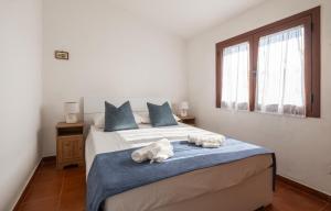Charming Cottage with Terrace - 300m from the Beach - Private Parking