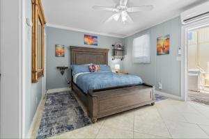 Prime Downtown Location - Truman Little Cozy Cottage