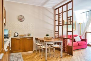 Green Terrace Apartment in Lecco Center