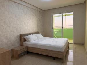 Appartement avec piscine pour famille et couple marie