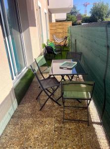 Appt 2 chambres, terrasse, parking, linge inclus