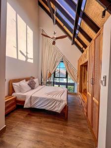 Brownhaus Luxury 2BR Chalet with Pool in Paje