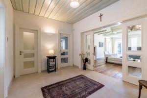 Villa Avola Bol Exclusive Beach Access